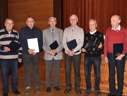 Die für langjährige Zugehörigkeit im DBwV geehrten Mitglieder der KERH Auf dem Lechfeld. Foto: Günther Wagner
