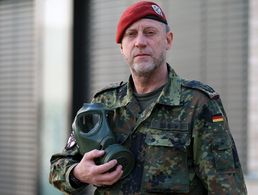 Oberst Stephan Saalow ist Kommandeur des ABC-Abwehrkommandos der Bundeswehr. Foto: DBwV/Sarina Flachsmeier