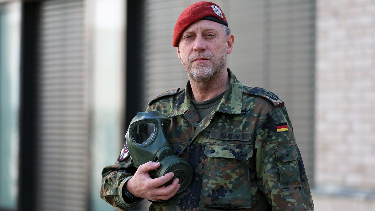 Oberst Stephan Saalow ist Kommandeur des ABC-Abwehrkommandos der Bundeswehr. Foto: DBwV/Sarina Flachsmeier