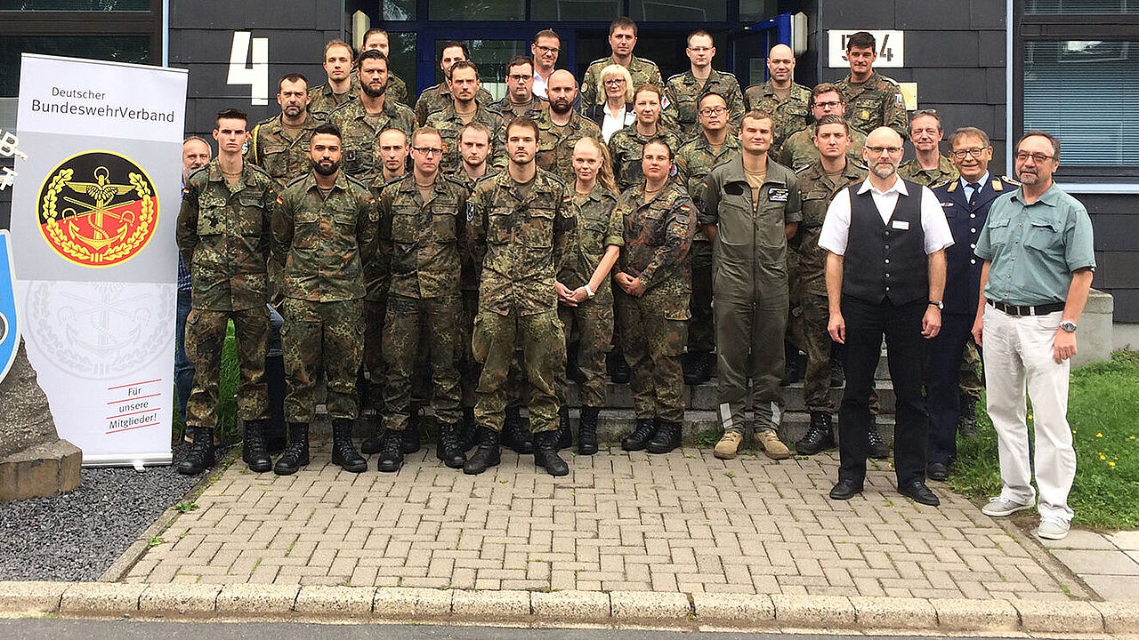 Großen Zuspruch fand die "Impulsveranstaltung für Zeitsoldaten" in Büchel Foto: DBwV