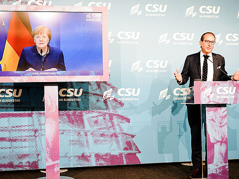 Auf der digitalen Pressekonferenz: Bundeskanzlerin Angela Merkel und CSU-Landesgruppenchef Alexander Dobrindt. Foto: picture alliance/dpa/dpa-Pool | Kay Nietfeld