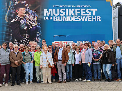 Gut gelaunt ging es zum Musikfest der Bundeswehr. Foto: Anja Lehmann