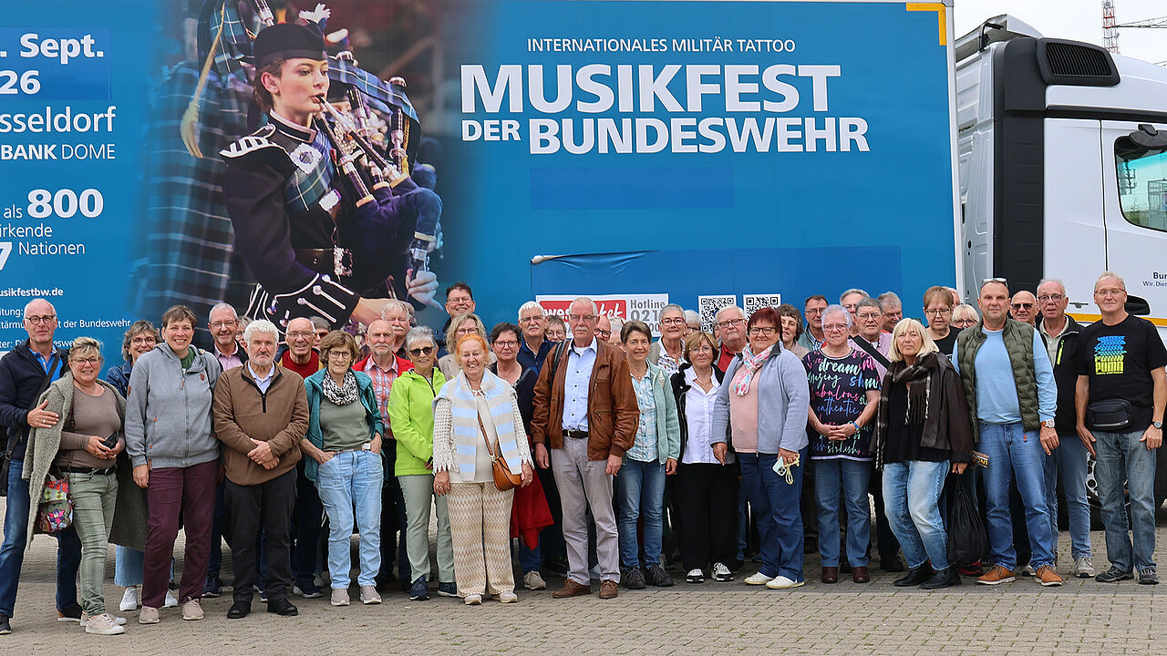 Gut gelaunt ging es zum Musikfest der Bundeswehr. Foto: Anja Lehmann