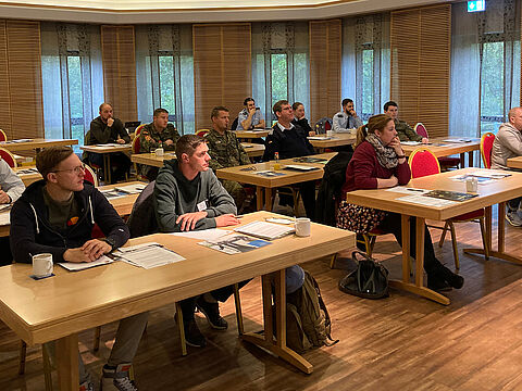 Nach der Pandemiepause fand nun wieder eine SaZ Tagung statt. Einhelliges Credo der Teilnehmenden: Teilnahme empfohlen. Foto: DBwV/Roland Sippmann