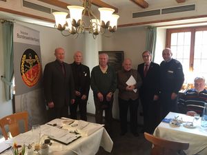 Vorsitzender Spindler mit den Geehrten von Prittwitz, Maier, Kalchgruber sowie Landesvorsitzendem Stärk und Bezirksvorsitzendem Schneider (v.l.n.r.) Foto: DBwV