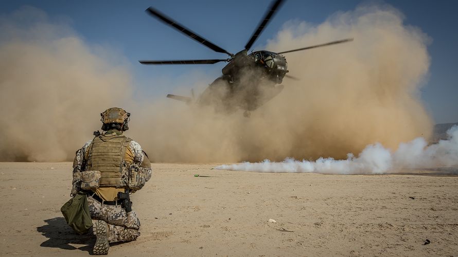 Nach den von Donald Trump verkündeten Abzugsplänen aus Afghanistan muss die Bundeswehr mit verschiedenen Szenarien planen. Ein Planspiel sieht den Abzug innerhalb von vier Monaten vor. Foto: Bundeswehr/André Klimke