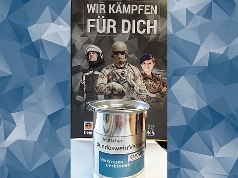 Kommandeure spendeten zu Gunsten Soldaten und Veteranen Stiftung (SVS). Foto: Gerald Arleth