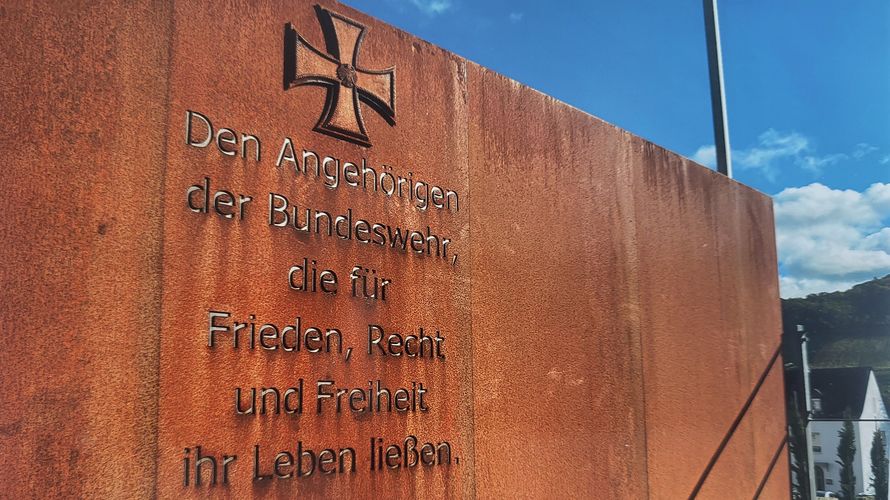Denkmal zu Ehren der Toten der Bundeswehr in Bernkastel-Kues. Foto: privat