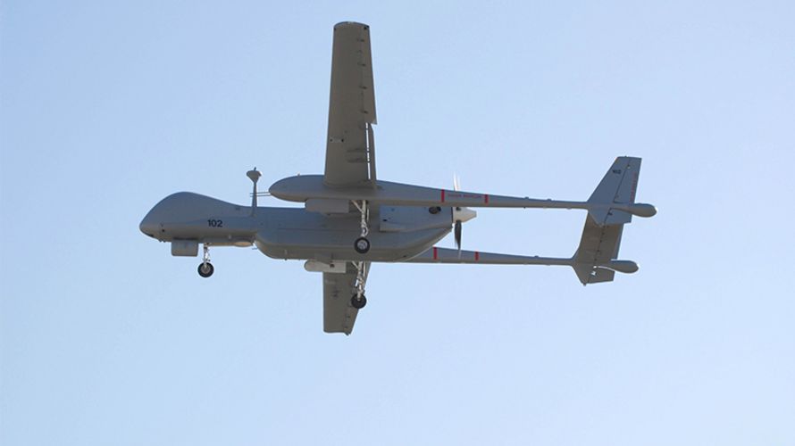 Umstrittenes Thema bei den Grünen: Die Bewaffnung von Drohnen, hier eine Heron TP. Foto: Airbus