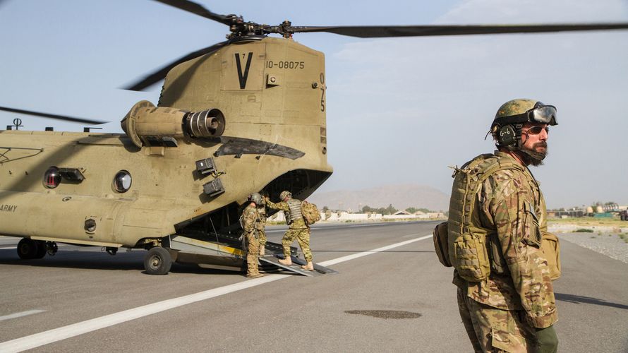 US-Soldaten auf dem Luftstützpunkt Bagram bei Kabul: Nach Angaben aus US-Regierungskreisen will Präsident Joe Biden alle US-Truppen bis spätestens zum 11. September aus Afghanistan abziehen - in Koordinierung mit den Nato-Partnern. Foto: US Army