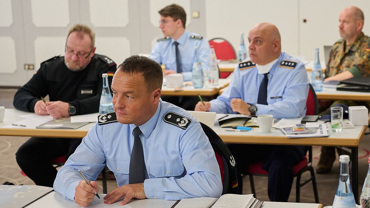 Die erste Tagung im Landesverband in diesem Jahr richtete sich mit ihren Themen an die Kompanie- und Inspektionschefs. Fotos: DBwV/Ingo Kaminsky