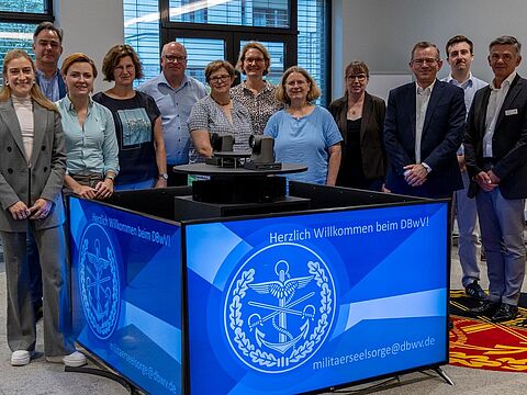 Die neu eingesetzten evangelischen Militärseelsorger waren jetzt beim DBwV zu Gast. Foto: DBwV/Sarina Flachsmeier