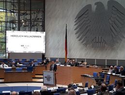 Der Alte Bundestag in Bonn ist Schauplatz der 20. Bundesdelegiertenversammlung des Reservistenverbands. Foto: VdRBw/Twitter