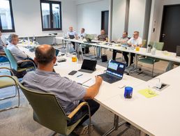 Die Projektgruppe tagte in den Räumlichkeiten der Berliner Bundesgeschäftsstelle des DBwV. Foto: DBwV/Yann Bombeke