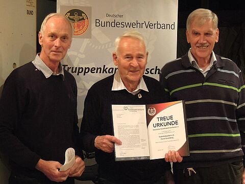 Gerd Hillerns (von links), Horst Gramberg, und Werner Hesse. Foto: DBwV