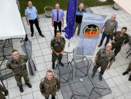 Der Vorstand der StoKa mit dem neuen Vorsitzenden Hauptmann Bernd Link (M.) sowie mit dem Bezirksvorsitzendem Hauptmann Oliver Hartmann und dem Landesvorsitzendem Gerhard Stärk. Bild: Thomas Heinrich