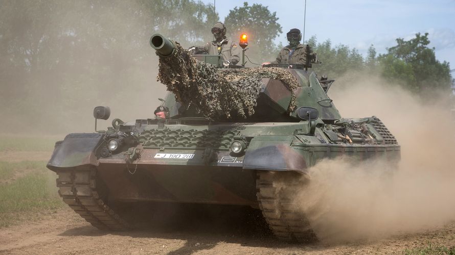 Kampfpanzer Leopard 1A5 bei der dynamischen Vorführung am Tag der Bundeswehr 2019 in Dillingen an der Donau. Foto: Bundeswehr/Jonas Weber