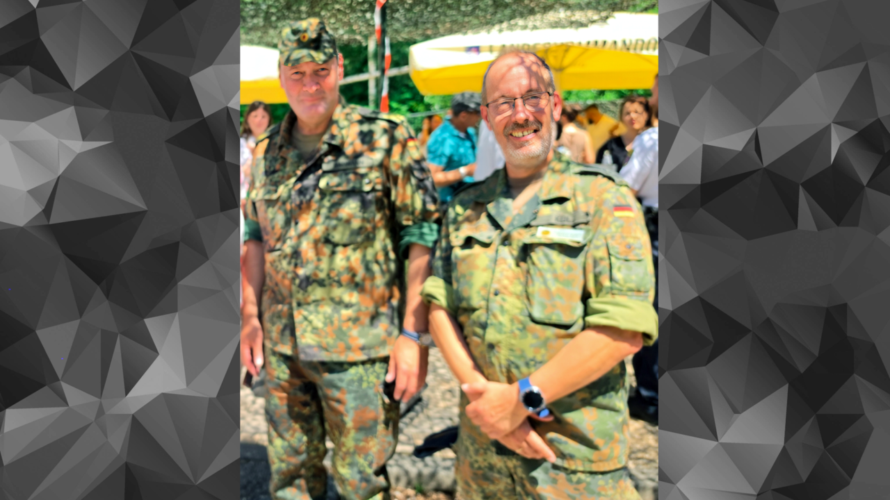 Der Landesvorsitzende Stabsfeldwebel Volker Keil (r.) traf unter anderem den Kommandeur des Landeskommandos Hessen, Brigadegeneral Holger Radmann. Foto: DBwV