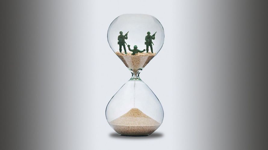 Die Zeit läuft. (Fotos/Montage: Fotolia, DBwV/gr. Darrelmann)