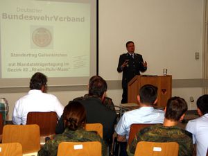 Bundesvorsitzender André Wüstner bei Mandatsträgertagung Geilenkirchen. Fotos: Hauptmann Michael Grothe, Bezirksvorsitzender II/2