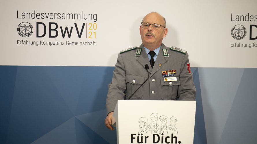 Der Landesvorsitzende West, Oberstleutnant Lutz Meier, wurde gleich zu Beginn seiner Amtszeit mit den Auswirkungen der Pandemie auf die Aktivitäten des Verbandes konfrontiert. Foto: DBwV/Yann Bombeke