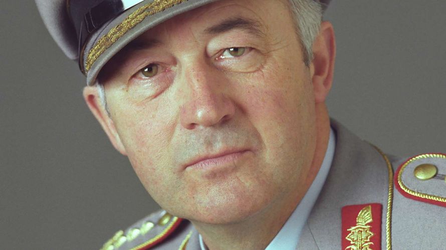 General a.D. Wolfgang Altenburg war 8. Generalinspekteur der Bundeswehr. Fotohinweis: Bundeswehr/Bundespresseamt