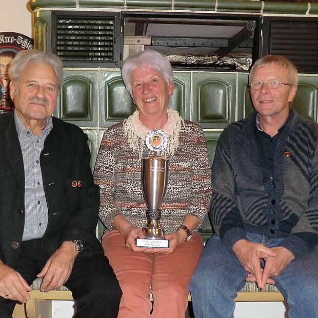 von links: Walter Schuster, Rosi Einsle, Johann Mooser (v.l.) Foto: DBwV