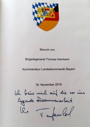 Eintrag von Brigadegeneral Thomas Hambach ins Gästebuch des Landesverbands. Foto: DBwV/LV Süddeutschland