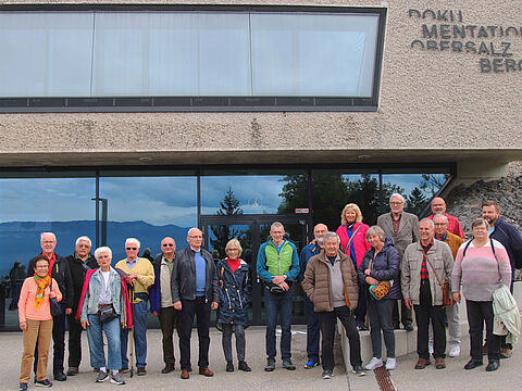 Für die Mitglieder der KERH Berchtesgadener Land war der Besuch im Dokumentationszentrum Obersalzberg erneut ein eindrucksvolles Erlebnis. Foto: Klaus Schwarzenberger 