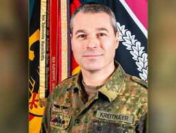 Brigadegeneral Markus Kreitmayr bleibt laut Aussage des BMVg während der disziplinaren Ermittlungen auf seinem Kommandeursposten. Foto: Bundeswehr