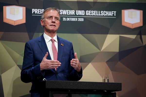 Gerd Landsberg, Hauptgeschäftsführer des Deutschen Städte- und Gemeindebunds. Foto: Bundeswehr/Sebastian Wilke