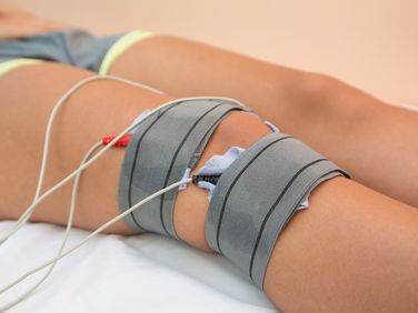 Behandlung beim Physiotherapeuten. Symbolbild: Pixabay