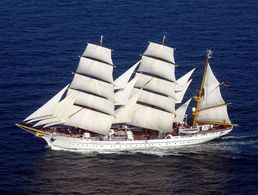 Die "Gorch Fock" unter vollen Segeln in den Gewässern der Nordsee. 2019 soll sie wieder in See stechen Foto: Bundeswehr/Kerstin Niebuhr