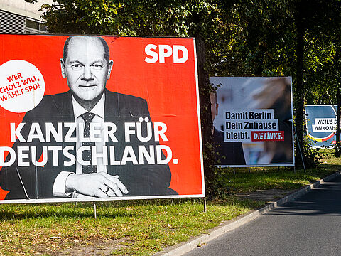 Die Qual der Wahl: Der DBwV hat Bundestagsabgeordnete angeschrieben und zur Zukunft des öffentlichen Dienstes und der Tarifbeschäftigung sowie zu einer möglichen Bürgerversicherung befragt. Foto: DBwV/Yann Bombeke