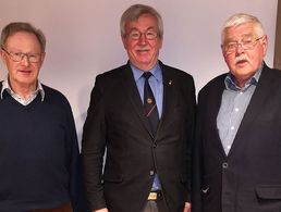 Vorsitzender Klaus Voshage, stellvertretender Vorsitzender ERH Armin Komander und Stellvertreter Franz Herrler. Foto: Leonhard Rehberger
