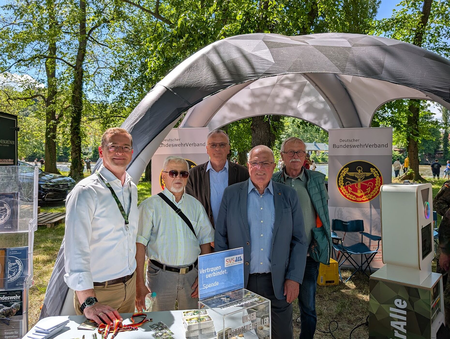 Am Stand des DBwV in Weißenfels. Foto: Volkhard Riemer