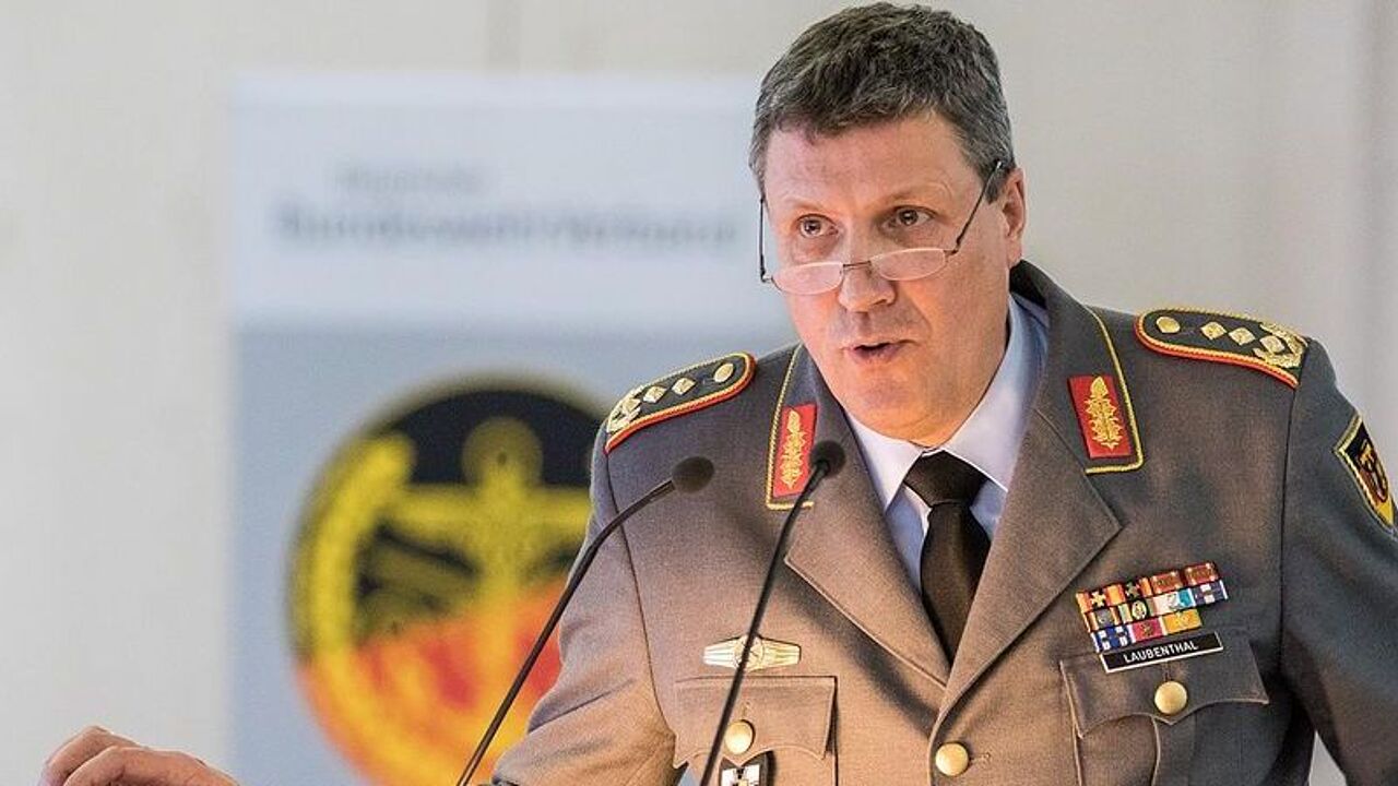 Generalleutnant Markus Laubenthal, hier bei der Kommandeurtagung des Landsverbands Süddeutschland im vergangenen Jahr, wird als neuer stellvertretender Generalinspekteur auch Beauftragter für Reservistenangelegenheiten. Archivfoto: DBwV/Zacharie Scheurer