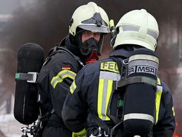 Brandschutzgruppe der Bundeswehr bei einer Übung. (Foto: Bundeswehr/Sebastian Wilke)