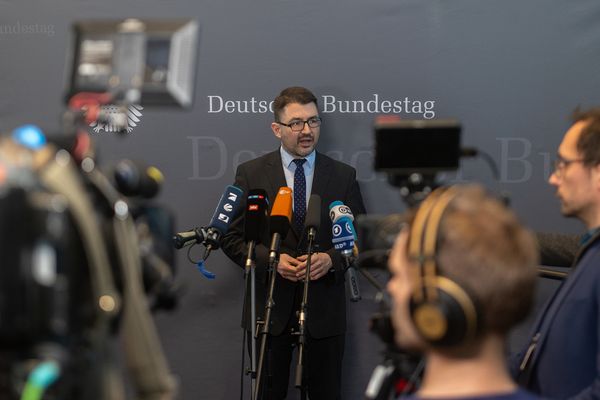 Für Christian Sauter, Obmann der FDP-Fraktion in der Enquete-Kommission, war eine politische Strategie im Afghanistan-Engagement Deutschlands nicht vorhanden. Foto: DBwV/Yann Bombeke