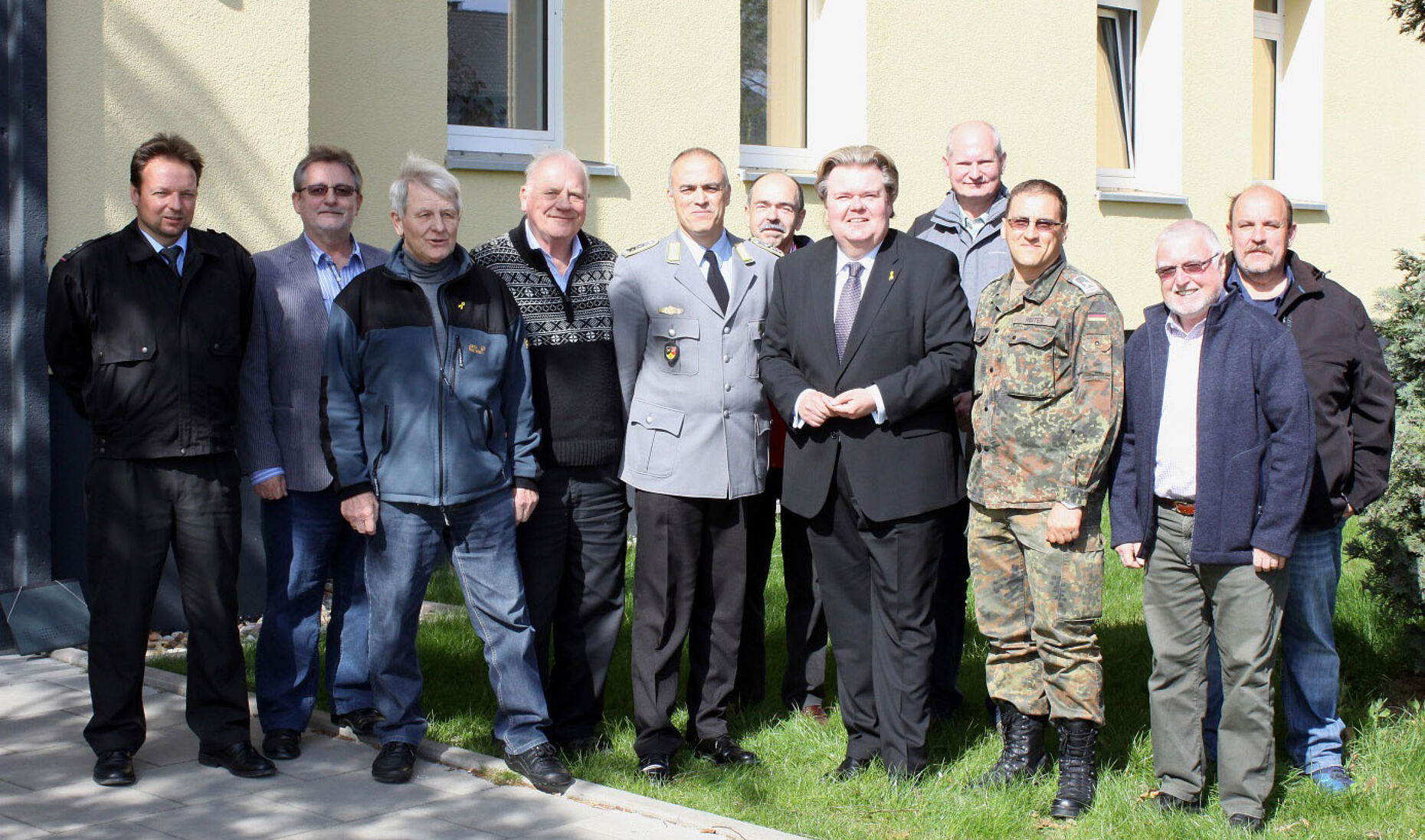 Der Besuch endete mit einem Rundgang durch die Gersdorff-Kaserne