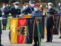 In Zukunft sollen "Dimensionen" die neue Gliederung der Bundeswehr abbilden. Foto: Bundeswehr/Sebastian Wilke