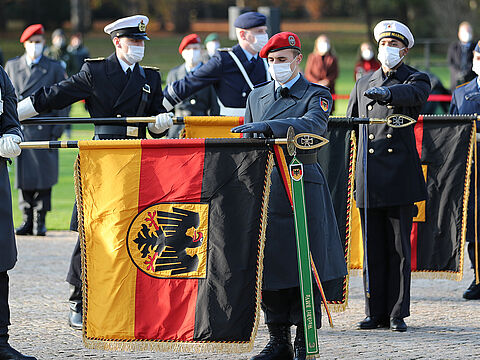 In Zukunft sollen "Dimensionen" die neue Gliederung der Bundeswehr abbilden. Foto: Bundeswehr/Sebastian Wilke