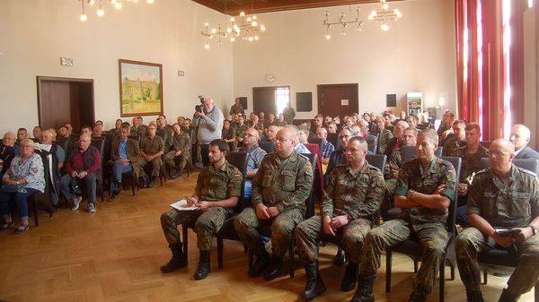 Die Veranstaltung zog mehr als 100 Zuhörer an (Foto: LV Nord/DBwV)