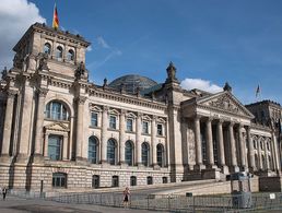 Blick auf den Reichstag: Sitz des Deutschen Bundestags. Foto: DBwV/Bombeke