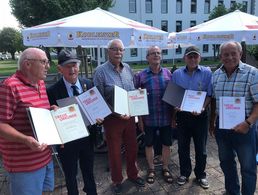 260 Jahre Mitgliedschaft im DBwV: Ekkehard Herrmann, Manfred Esser, Peter Petrich, Walter Witzmann und Heinz Glump (v.l.) mit ERH Vorsitzendenem Alfred Schmitz (Mitte) Foto: KERH Koblenz