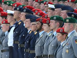 Die Anzahl der Aufgaben der Bundeswehr ist gestiegen. Um diese erfüllen zu können, braucht sie mehr Personal. (Foto: dpa)