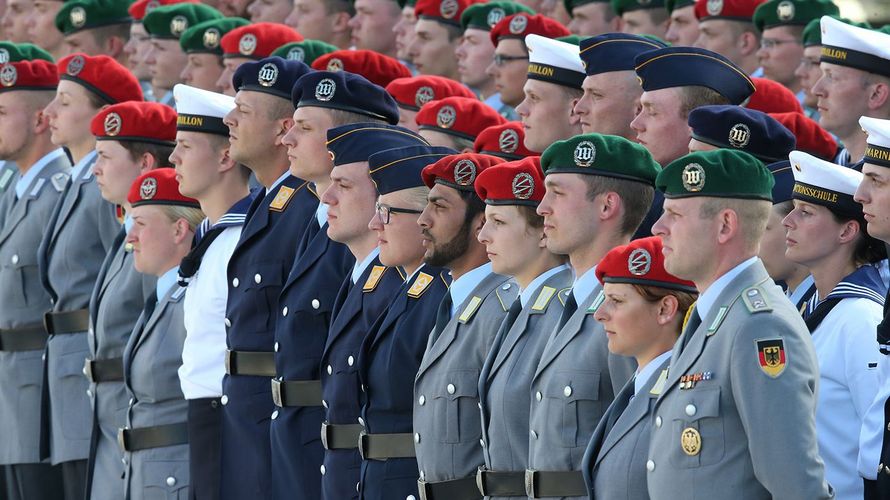 Die Anzahl der Aufgaben der Bundeswehr ist gestiegen. Um diese erfüllen zu können, braucht sie mehr Personal. (Foto: dpa)