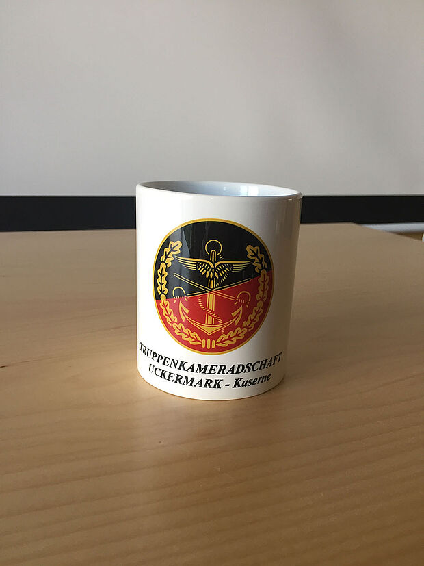 Die Tasse als Zeichen der Zusammengehörigkeit Foto: DBwV/Zilesch