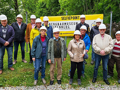 Eine kleine Gruppe der Schongauer Kameradschaft ERH besuchte im Mai 2025 das Bergbaumuseum in Peißenberg. Fotos: HHR