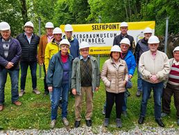 Eine kleine Gruppe der Schongauer Kameradschaft ERH besuchte im Mai 2025 das Bergbaumuseum in Peißenberg. Fotos: HHR